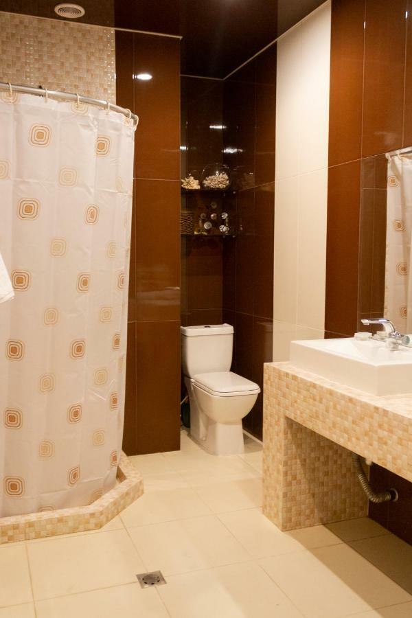 Loft Home In City Center 耶烈万 外观 照片